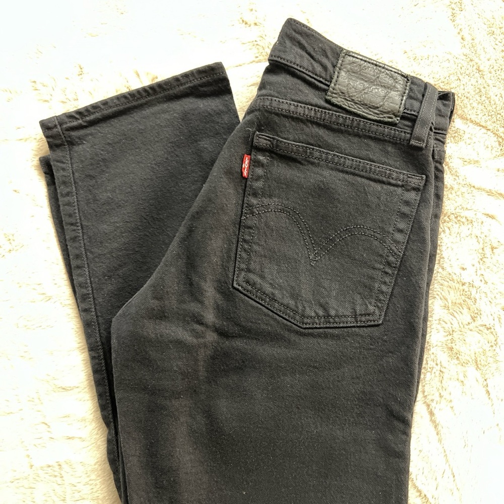 Levis Wedge straight jeans size 24